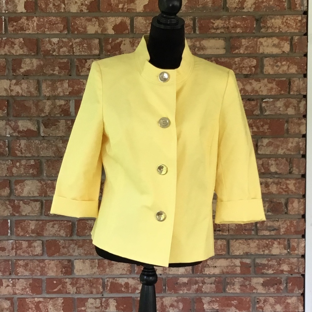 Boutique Essentials Jacket - Picture 2 of 7